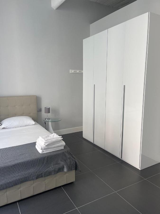 Katia'S Apartments Казерта Экстерьер фото