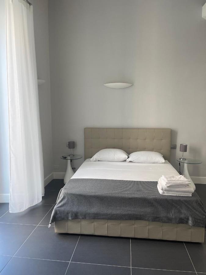 Katia'S Apartments Казерта Экстерьер фото